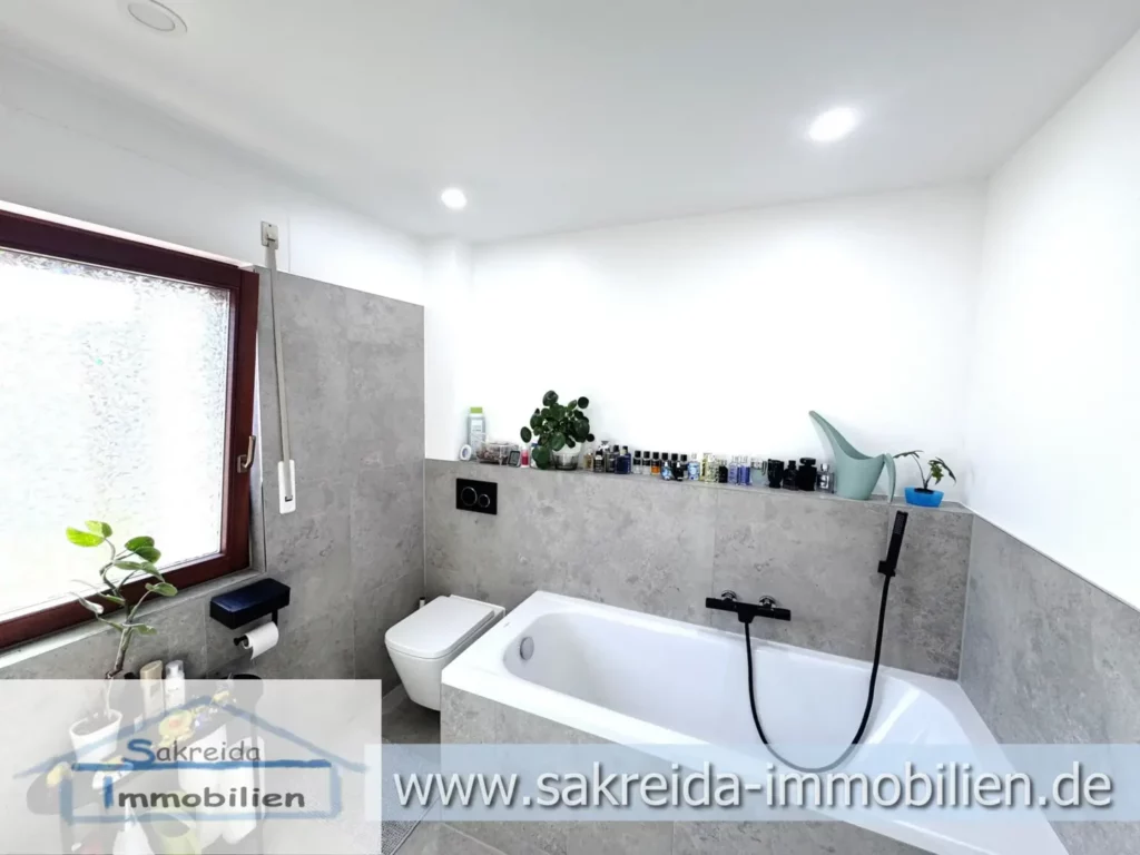 16_Badezimmer Erdgeschoss